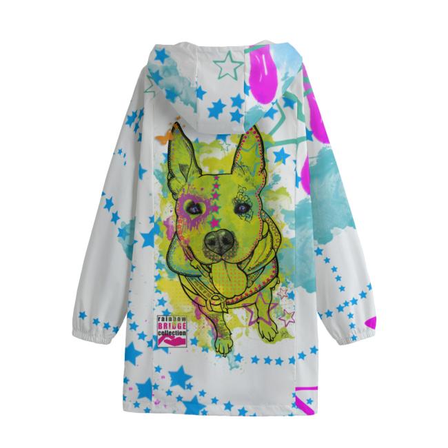 Regenjacke mit Hundemitiv von hinten