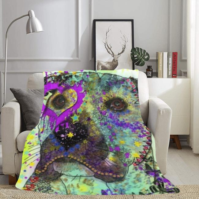 Preview: Decke Dio -  Fleecedecke, kuschlig, weich, bunt, Motive in Digitaler Popart, 152cm x 203cm, bunt, Staff, Amstaff, Staffordshire, Soka, Listenhund, Bollerkopf, Mix