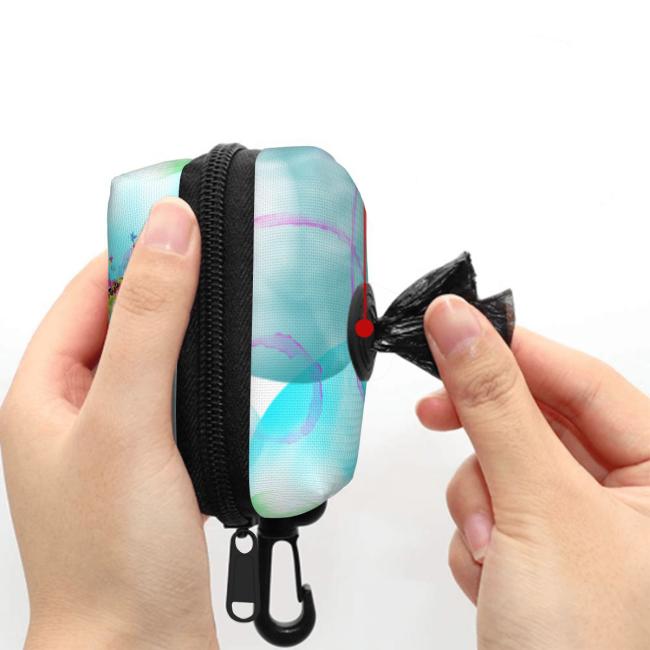 Preview: Kack & Pack mit Hundemotiv Kalli - Hundekottütentasche, Hundekotbeutelhalter, bunt, Polyster, Bullterrier, Bulli, SOKA, Listenhund, Mischling, Mix