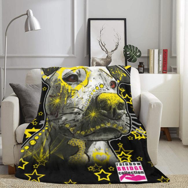 Preview: Decke Motte1 -  Fleecedecke, kuschlig, weich, bunt, Motive in Digitaler Popart, 152cm x 203cm, bunt, Staff, Amstaff, Staffordshire, Soka, Listenhund, Bollerkopf, Mix