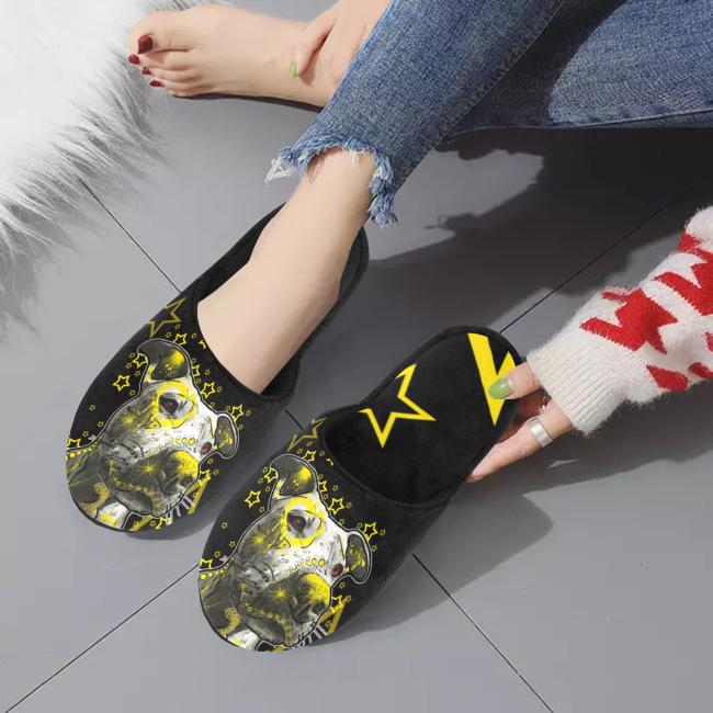 Preview: Hauspuschen Hundemotiv Motte1 - Hausschuhe, Pantoffeln, Unisex, Grösse 35-43, bunt, Mischling, Mix, Staffordshire, Staff, Amstaff, Pitbull, Pit, SOKA, Listenhund