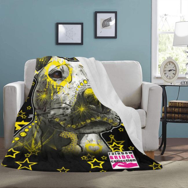 Preview: Decke Motte1 -  Fleecedecke, kuschlig, weich, bunt, Motive in Digitaler Popart, 152cm x 203cm, bunt, Staff, Amstaff, Staffordshire, Soka, Listenhund, Bollerkopf, Mix