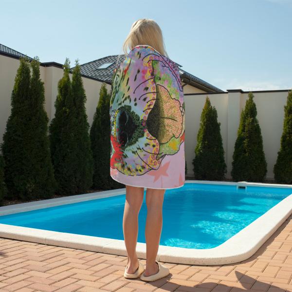 Strandtuch, Badetuch, Saunatuch mit buntem Hundemotiv in digitaler Popart mit Hunde Motiv Hexe